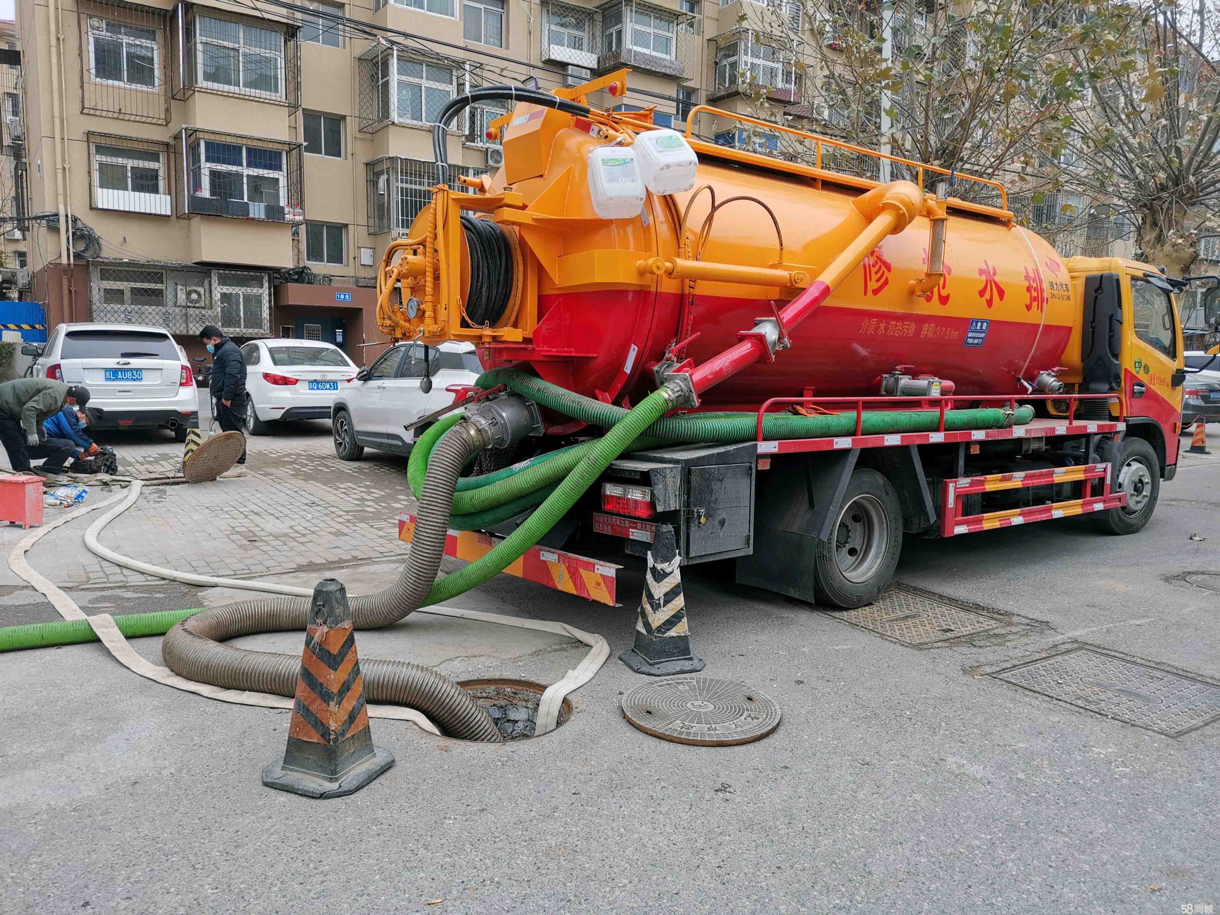 总口管理区抽粪吸污